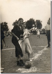 Paquita de madrina  en nador 1933